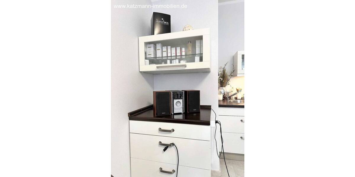 Gewerbeobjekt Kerpen Sindorf - 4 Zimmer, 109 m&sup2;, 952&euro; | Angebot:20968241