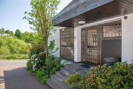 Haus Remscheid Remscheid-Süd - 5 Zimmer, 207 m&sup2;, 456.000&euro; | Angebot:23515227