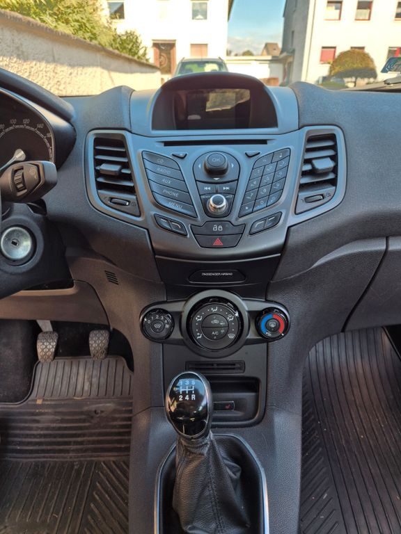 Ford Fiesta 164.088 km 4.100 € Bergisch Gladbach 51467