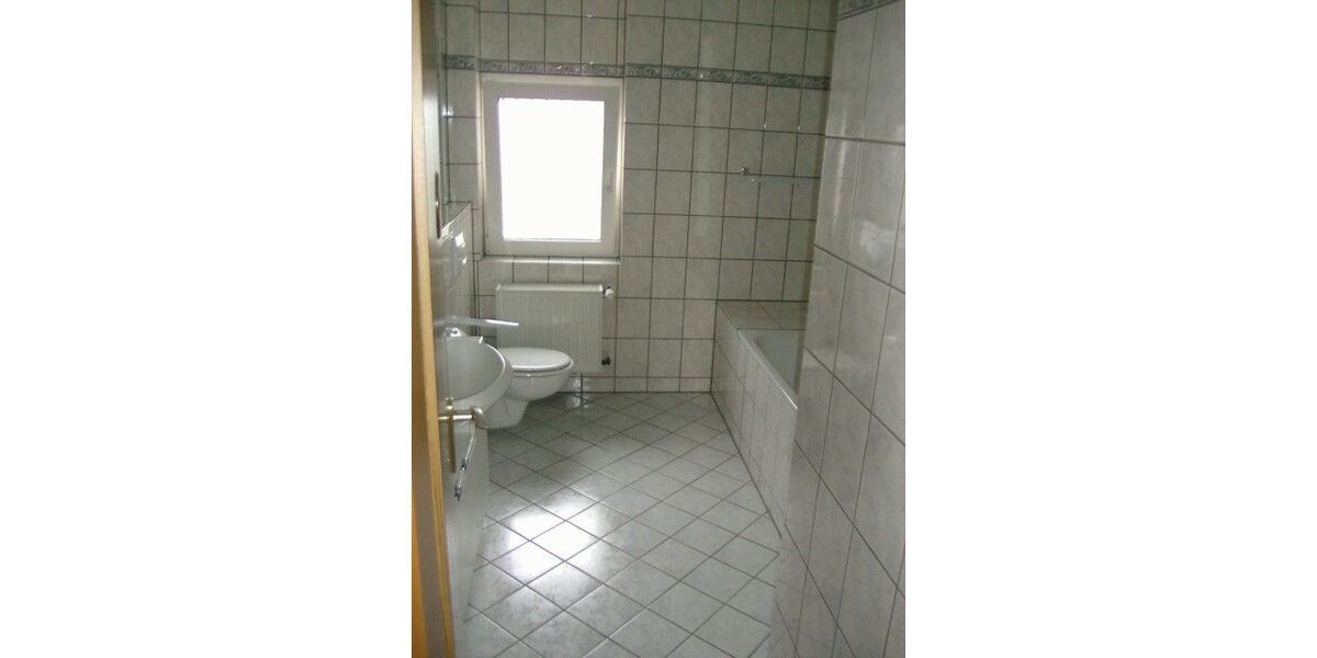 Provisionsfrei* Mehrfamilienhaus in Neuss Nord (Stadtgrenze zu Düsseldorf) 12 zimmer