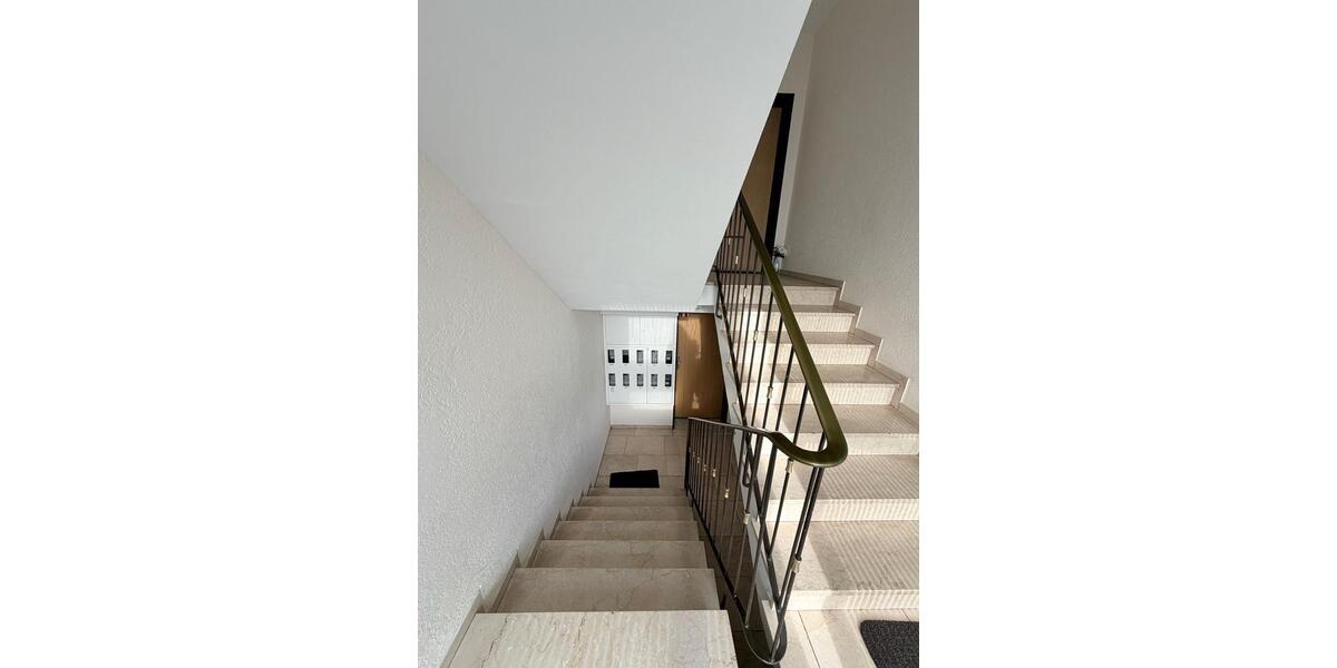 Dachgeschoßwohnung Düsseldorf Stadtbezirk 9 - 2 Zimmer, 51 m&sup2;, 880&euro; | Angebot:26255962