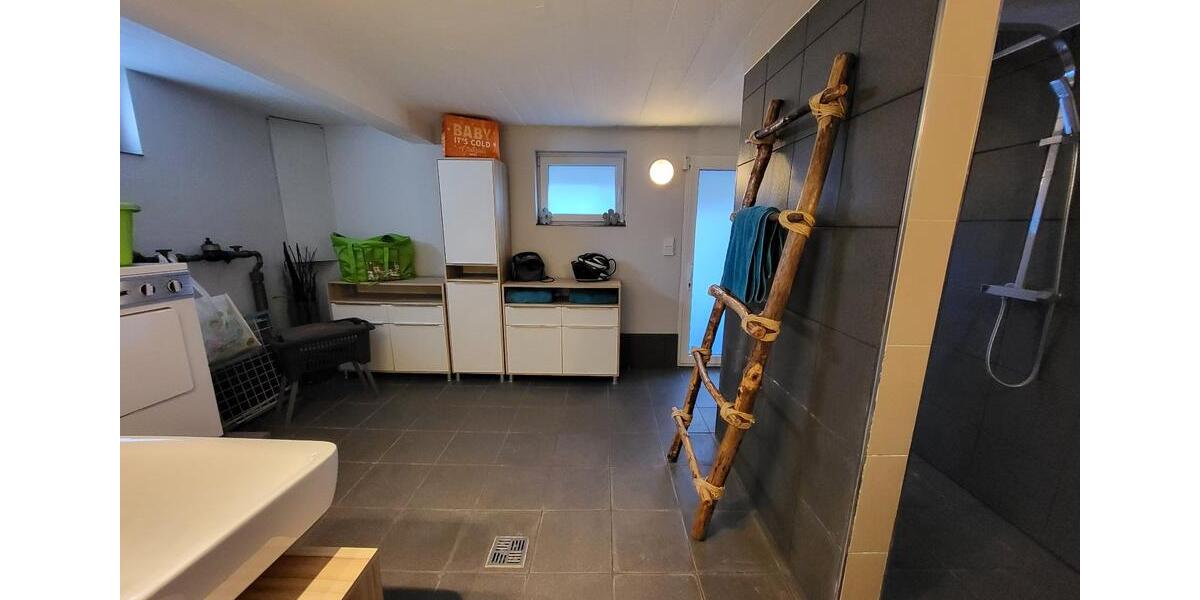 Freist. EFH + Garage +gr. Garten im Herzen v. Rheidt bezugsbereit 4.5 zimmer