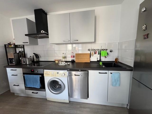 Großzügige 3-Zimmer-Wohnung mit modernem Bad und Dachterrasse (direkt am HBF) zimmer