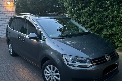 VW Sharan 128.000 km 22.100 &euro; Düsseldorf 40235