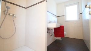 Penthouse Pur Viel Platz, viel Licht, beeindruckende Dachterrasse in Niederkassel-Mondorf - Einfamilienhaus Niederkassel | Angebot:27144538