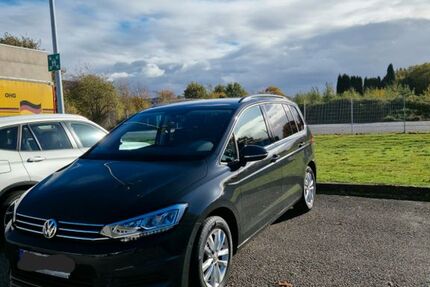 VW Touran 142.000 km 17.000 &euro; Grevenbroich 41516