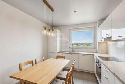 Weitblick, Leerstand & großzügiger Schnitt! 3 zimmer