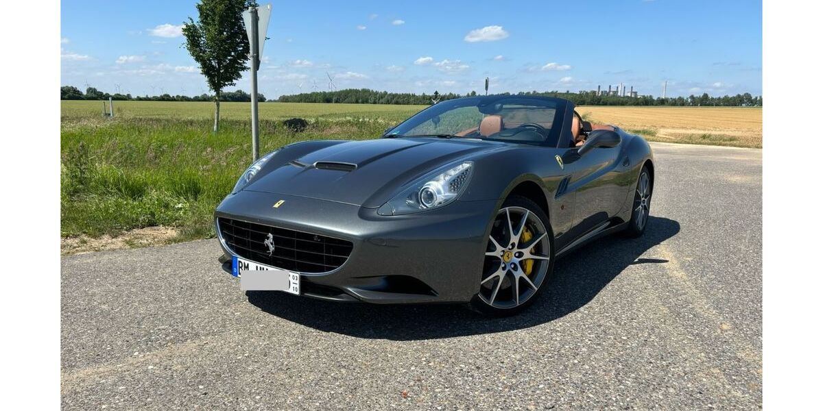 Ferrari California 54.000 km 104.990 &euro; Bedburg 50181