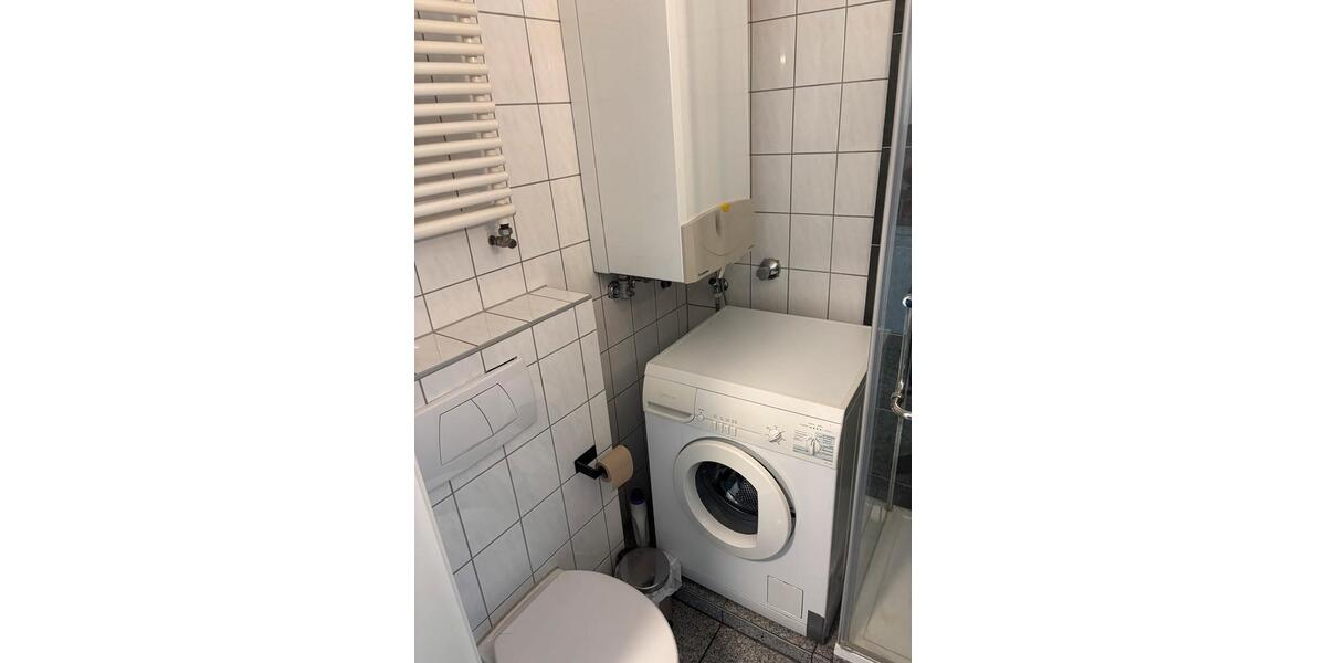 Dachgeschoßwohnung Köln Mülheim - 1 Zimmer, 33 m&sup2;, 750&euro; | Angebot:26416908