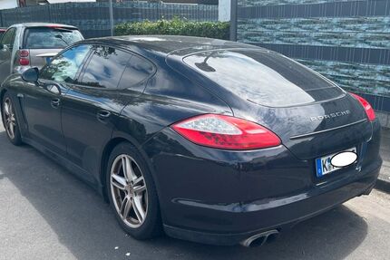 Porsche Panamera 148.000 km 22.999 &euro; Köln 50829