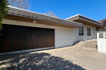 Freistehendes Einfamilienhaus mit großem Garten 4 zimmer