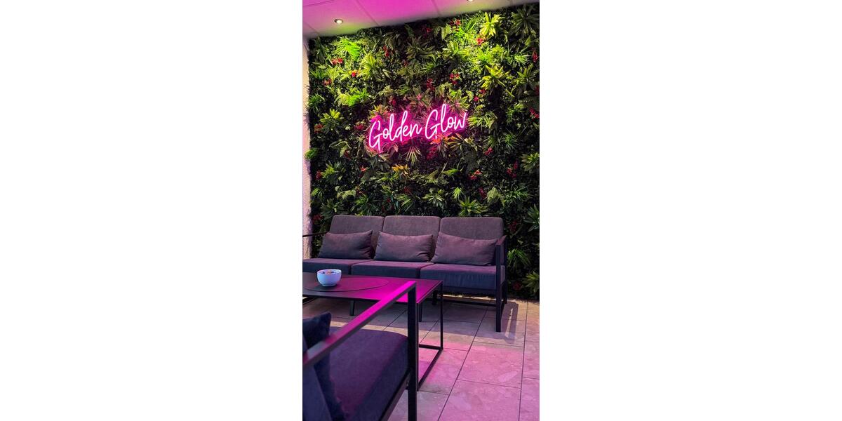 Sonnenstudio mit 5 Solarien + Behandlungsraum zu Verkaufen zimmer