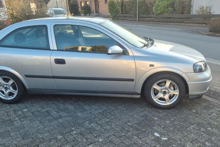 Opel Astra 98.000 km 2.800 &euro; Langenfeld 40764
