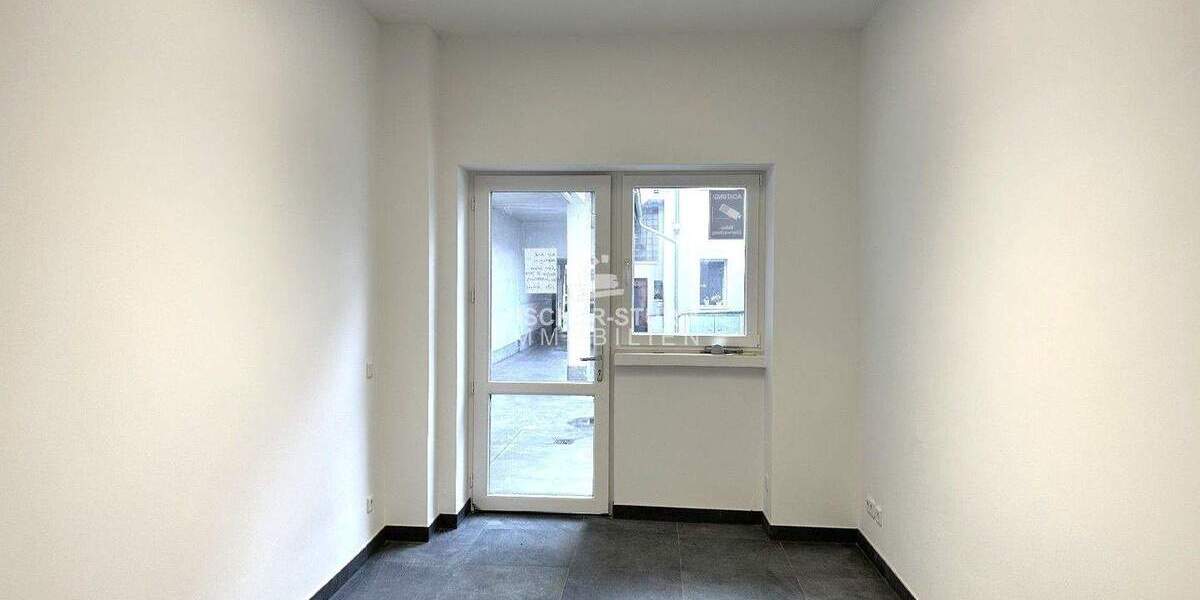 Düsseldorf-Oberbilk: Frisch sanierte Halle mit Büro + Lager! zimmer