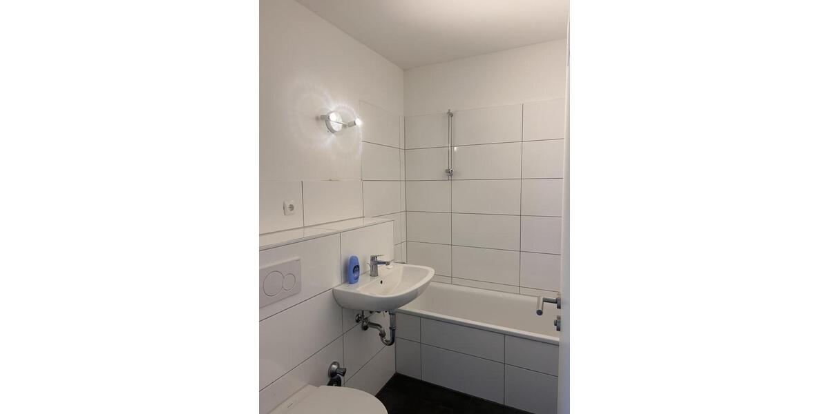 Etagenwohnung Monheim am Rhein - 3 Zimmer, 68 m&sup2;, 739&euro; | Angebot:25601195