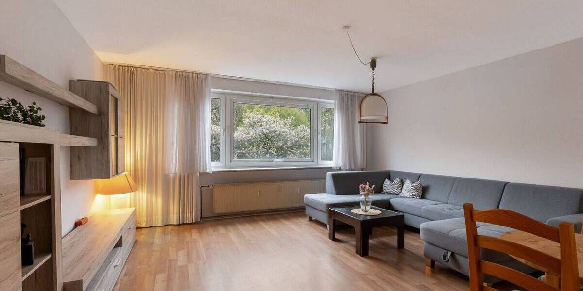 Etagenwohnung Köln Deutz - 3 Zimmer, 85 m&sup2;, 365.000&euro; | Angebot:26401853