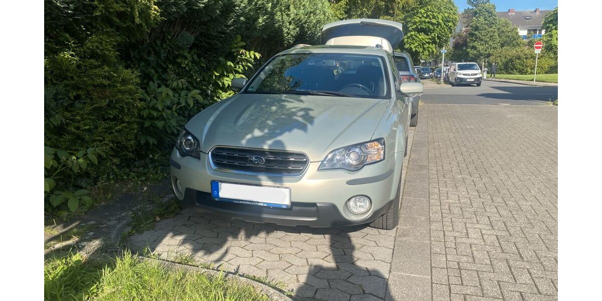 Subaru Outback 224.000 km 4.000 &euro; Düsseldorf 40589