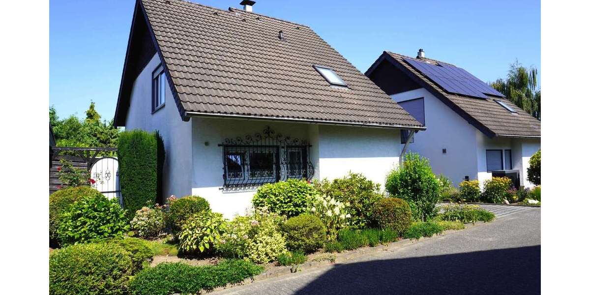 Einfamilienhaus Leverkusen Bergisch Neukirchen - 4 Zimmer, 131 m&sup2;, 450.000&euro; | Angebot:27736297