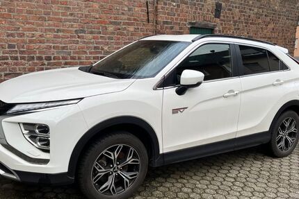 Mitsubishi Eclipse Cross 30.000 km 22.999 &euro; Köln 50859