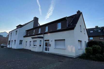 Haus Bergheim Quadrath-Ichendorf - 7 Zimmer, 230 m&sup2;, 1.495&euro; | Angebot:24839262