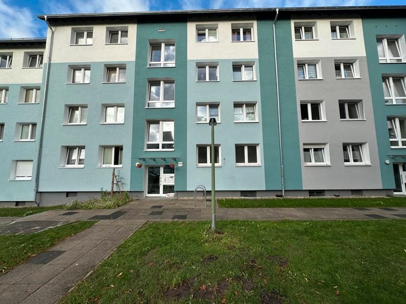 Praktische 2,5-Zimmer-Wohnung mit Balkon! zimmer