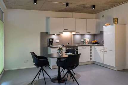 Wohnen auf Zeit in Köln 1.800 € 2 zimmer