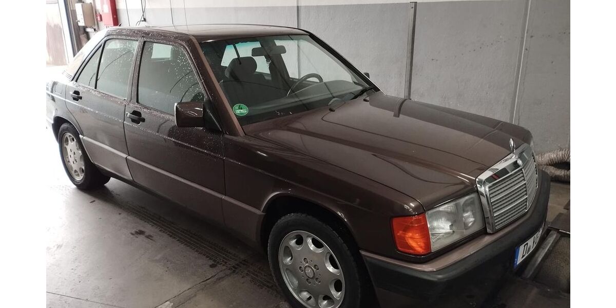 Mercedes-Benz 190 170.953 km 12.950 &euro; Düsseldorf 40597