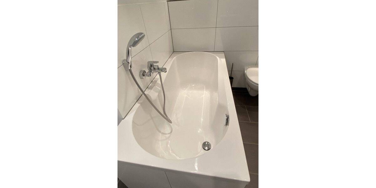 Etagenwohnung Köln Bayenthal - 2 Zimmer, 90 m&sup2;, 2.050&euro; | Angebot:26929407