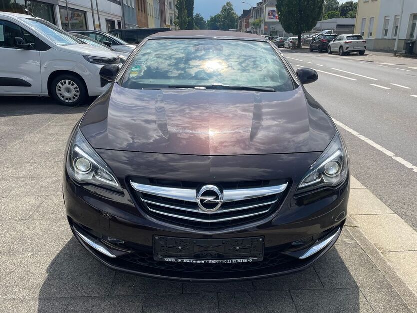 Opel Cascada 88.112 km 12.950 € Brühl 50321