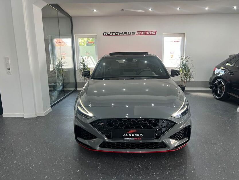 i30