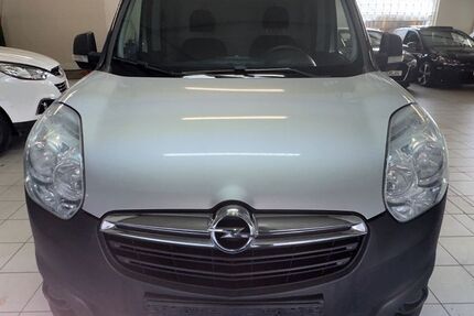 Opel Combo 170.000 km 4.990 € Düsseldorf 40599