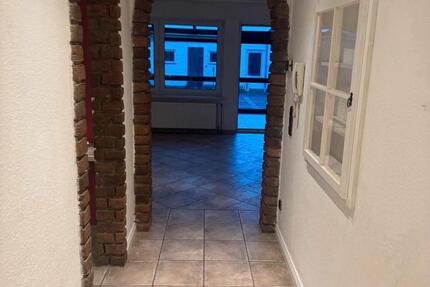 Wohnung Grevenbroich Neuenhausen - 4 Zimmer, 130 m&sup2;, 1.500&euro; | Angebot:24840289