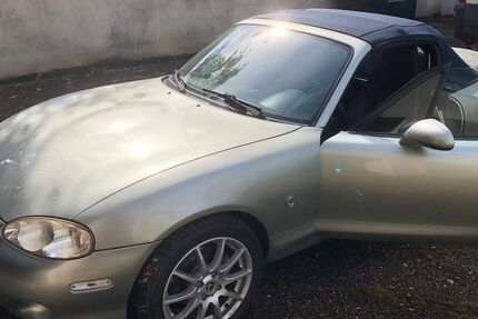 Mazda MX-5 152.000 km 9.499 &euro; Leverkusen 51371
