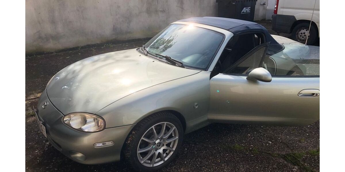 Mazda MX-5 152.000 km 9.499 &euro; Leverkusen 51371