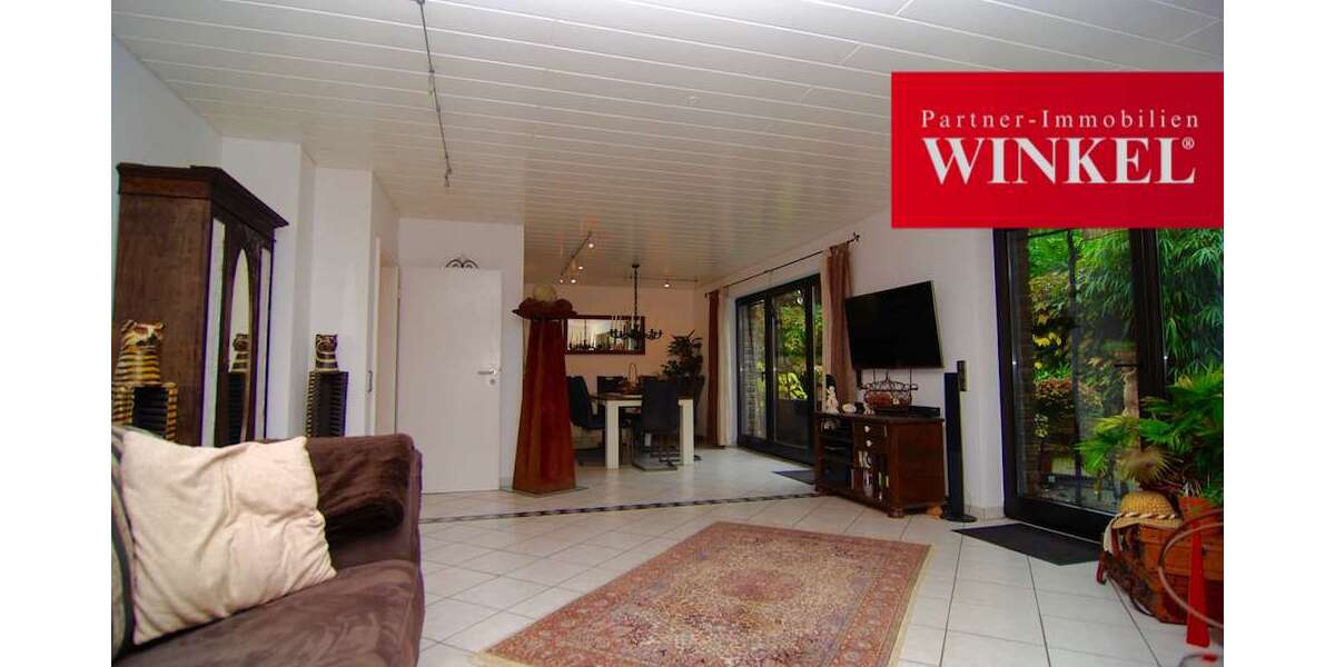 Etagenwohnung Niederkassel - 2 Zimmer, 120 m&sup2;, 1.380&euro; | Angebot:25343724