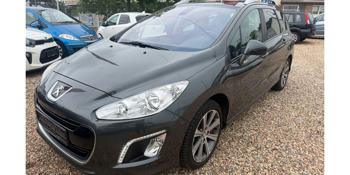 Peugeot 308 174.500 km 2.450 &euro; Leverkusen 51371