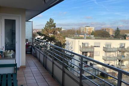 Die schicke 2-Zimmer-Penthous Whg. mit Dachterrasse Nord-Hilden 2 zimmer