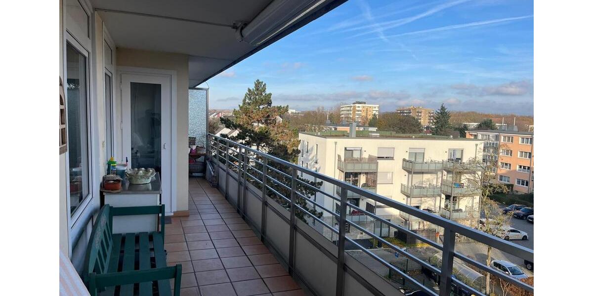 Die schicke 2-Zimmer-Penthous Whg. mit Dachterrasse Nord-Hilden 2 zimmer