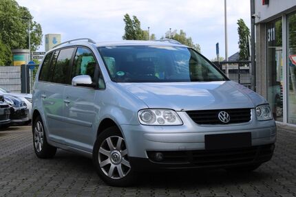 VW Touran 159.874 km 3.999 &euro; Düsseldorf 40625