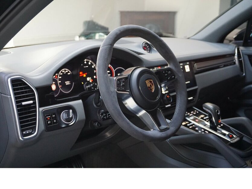 Cayenne S Bose HA-Lenk Pano Sport-AGA 360° Matrix