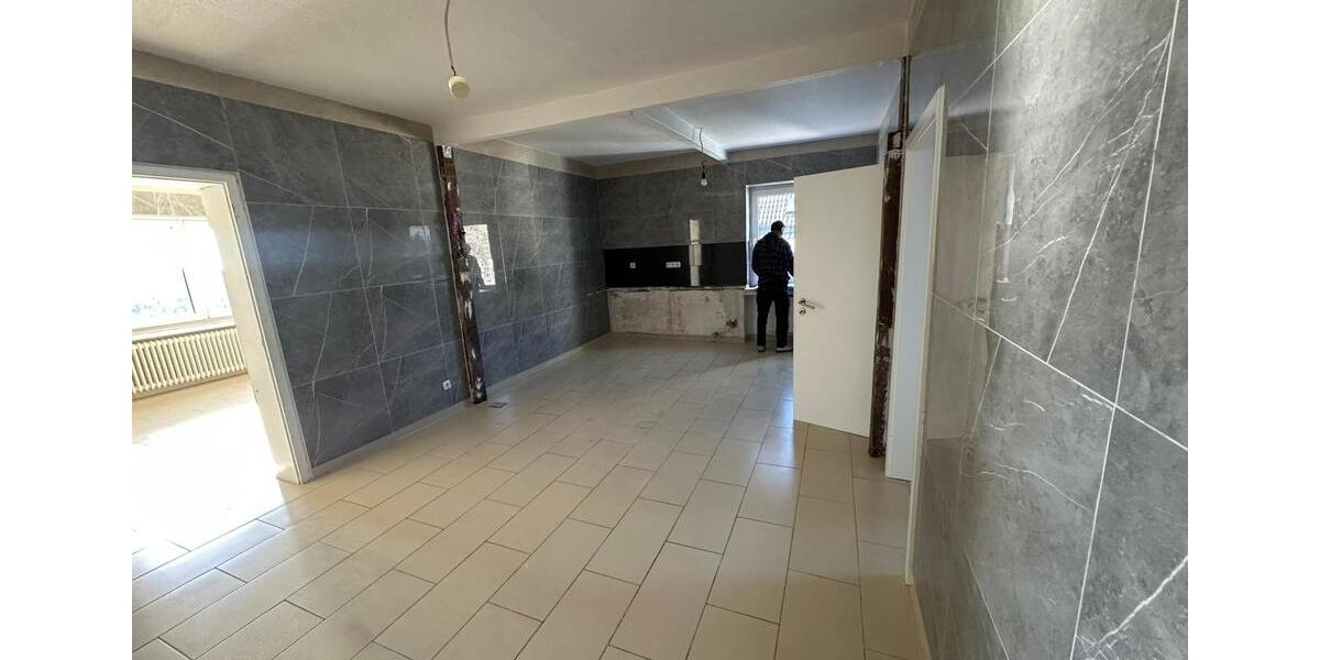 Dachgeschoßwohnung Solingen Wald - 4 Zimmer, 112 m&sup2;, 1.150&euro; | Angebot:25369360