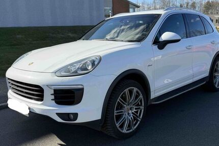 Porsche Cayenne 225.000 km 21.950 &euro; Köln 50674