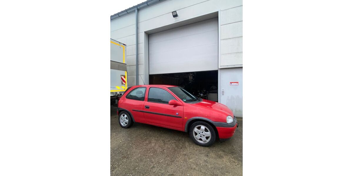 Opel Corsa 136.069 km 650 &euro; Solingen 42719