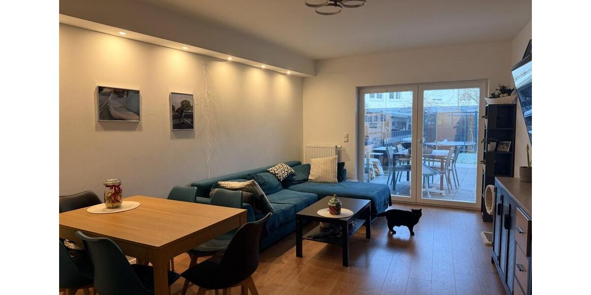 3-Zimmer-Wohnung (77 m²) mit Garten, großer Terrasse & Stellplatz 3 zimmer