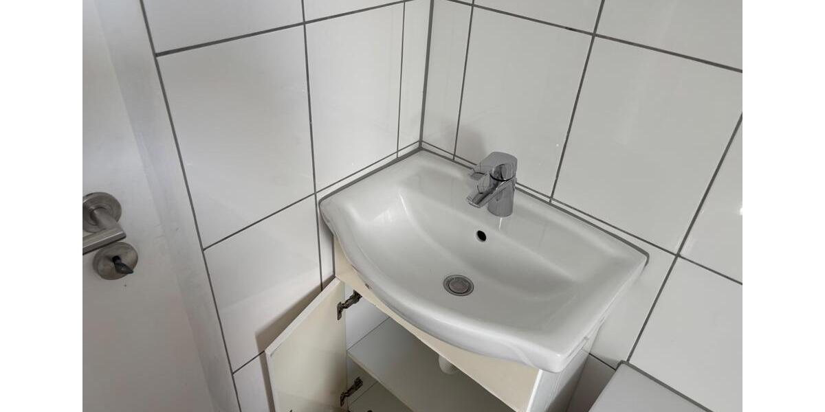 Etagenwohnung Düsseldorf Stadtbezirk 9 - 1 Zimmer, 18 m&sup2;, 600&euro; | Angebot:26396537
