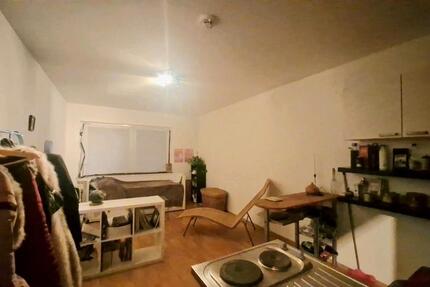 [UNTERMIETE] 31m² möbliert Wohnung in Bayenthal 1 zimmer