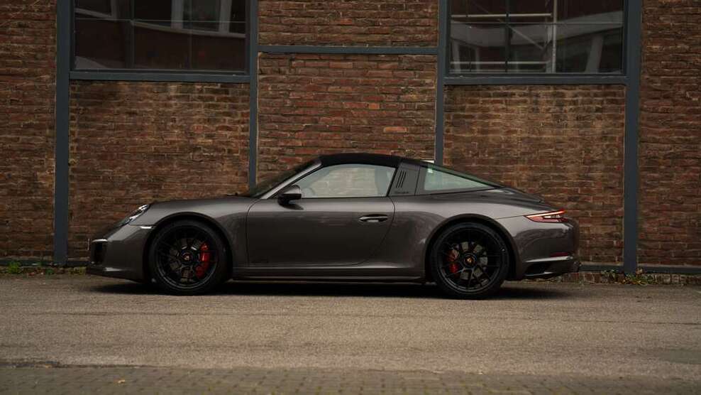991