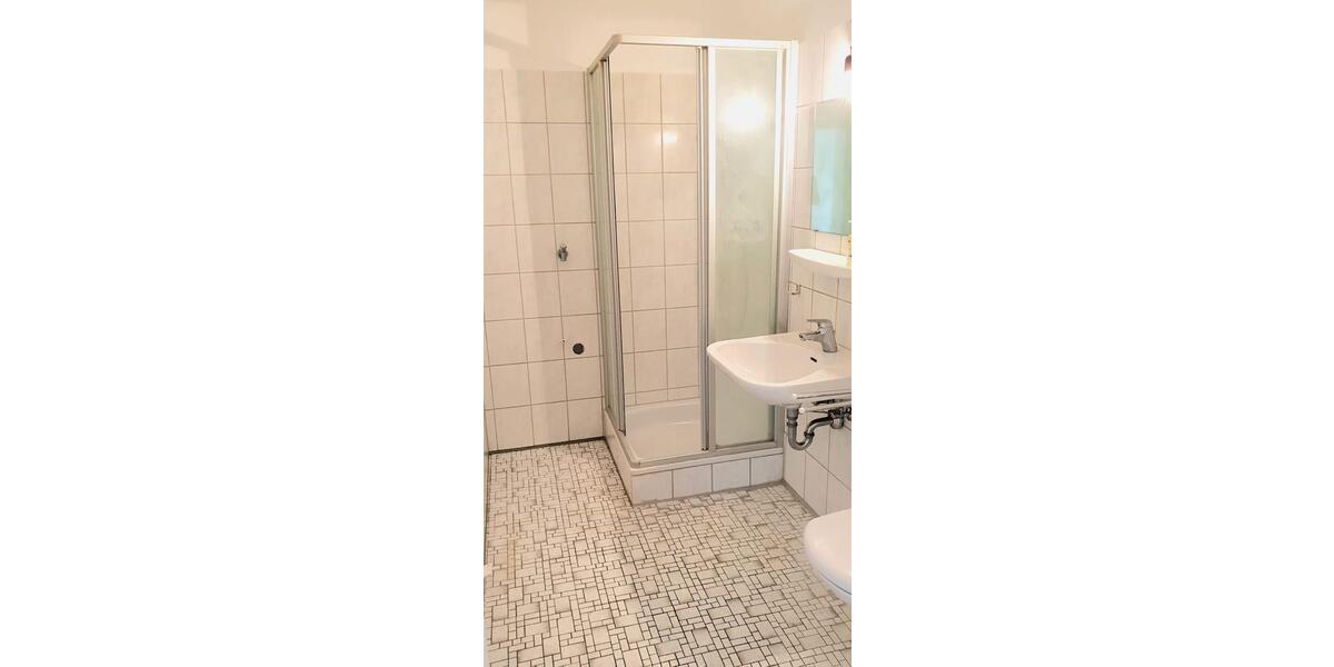 Etagenwohnung Pulheim - 3 Zimmer, 91 m&sup2;, 250.000&euro; | Angebot:26874832