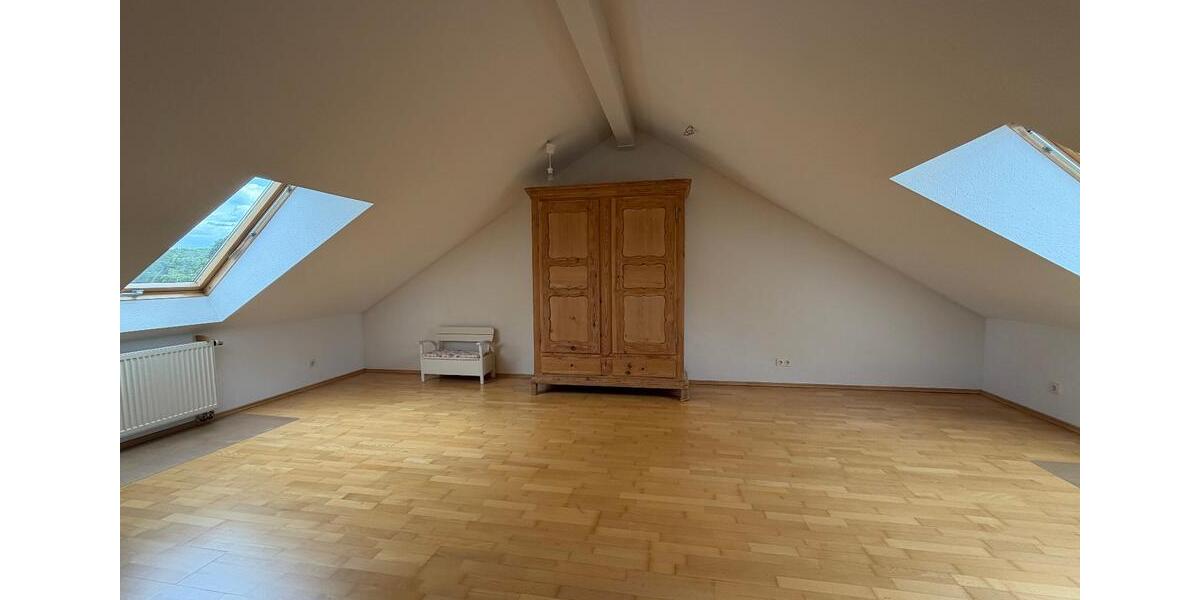 Doppelhaushälfte Köln Mülheim - 6 Zimmer, 160 m&sup2;, 665.000&euro; | Angebot:27120742