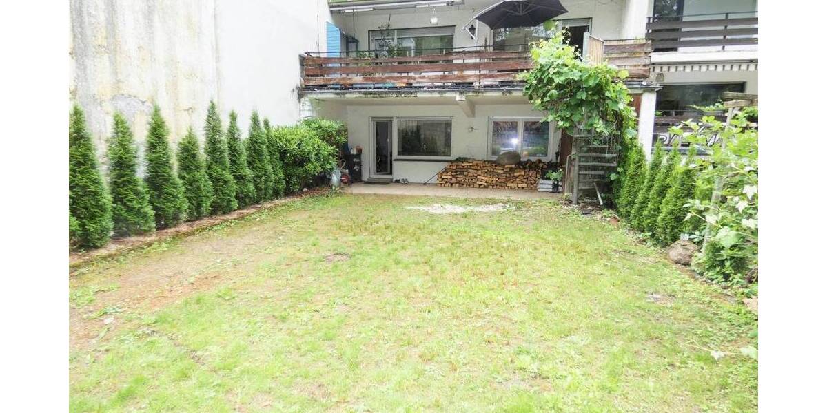 260qm Wohnfläche mit Garten, 3 Loggien, Kamin & Einbauküche - auch als Zweifamilienhaus nutzbar 7 zimmer